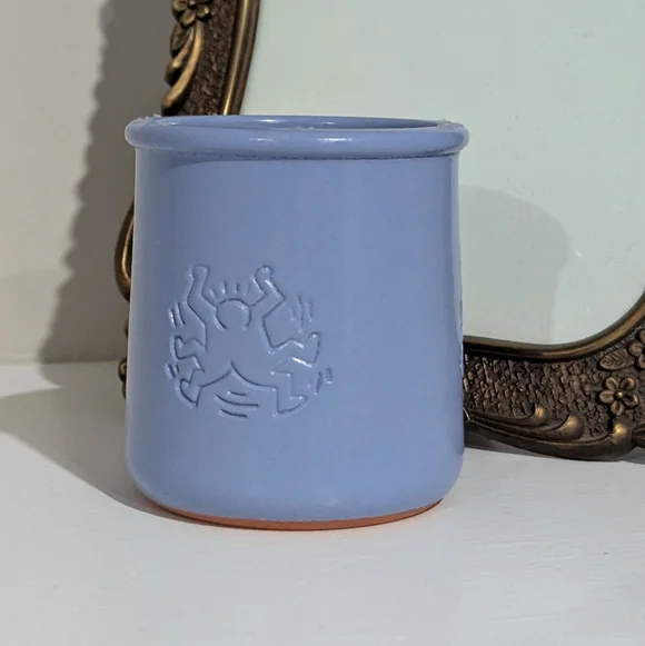 La Fermiere x Keith Herring Periwinkle Glazed Ceramic Yogurt Jar - Picture 3 of 6